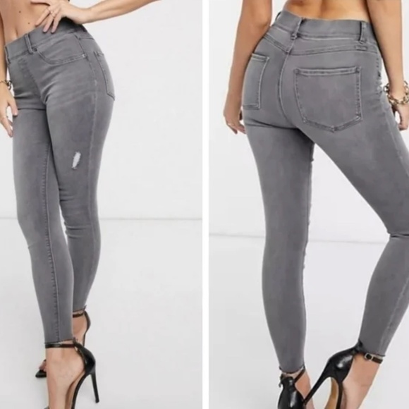 SPANX Distressed Gray Ankle Skinny Jeans Pants - Picture 1 of 6